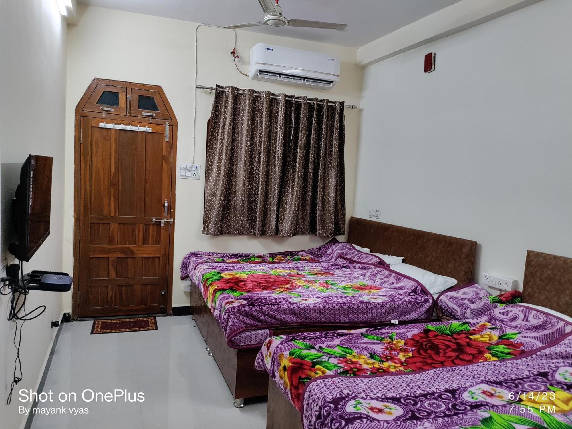 Hotel Maruti Palace Ujjain Eksteriør bilde